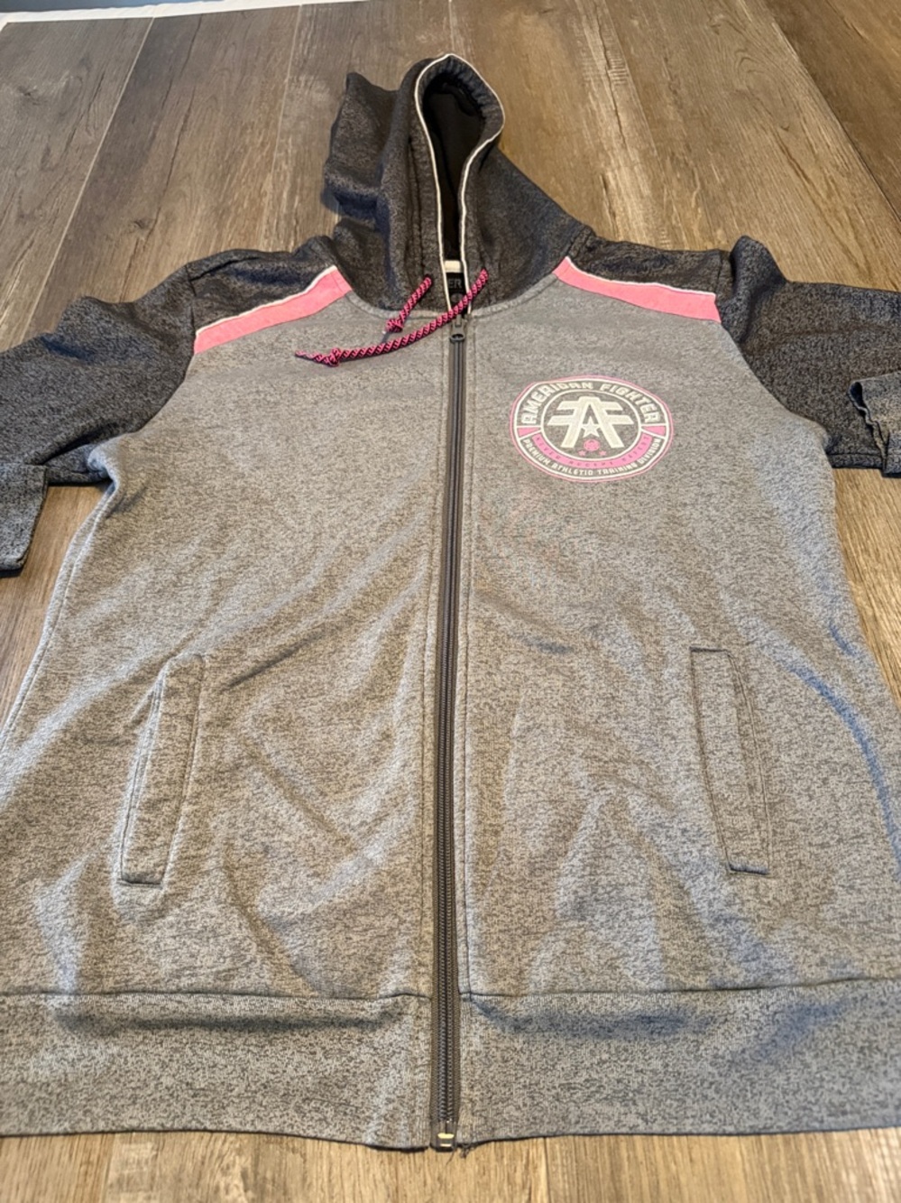 American Fighter Women’s  Grey & Pink Full-Zip Hooded Jacket - Picture 4 of 6